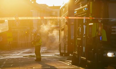London bus operator withdraws electric fleet after Wimbledon bus fire