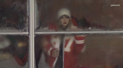 Taylor Swift Watching Travis Kelce, Chiefs Through Frosty Window Is Now Iconic Meme