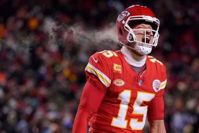 Patrick Mahomes leads Chiefs to 26-7 playoff win over Miami in near-record low temps