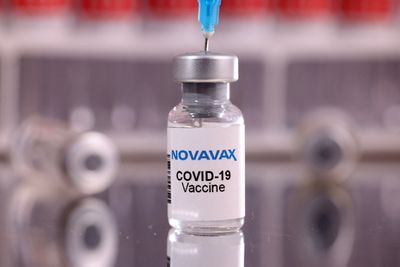 COVID hospitalizations double in US, low vaccine uptake raises concerns