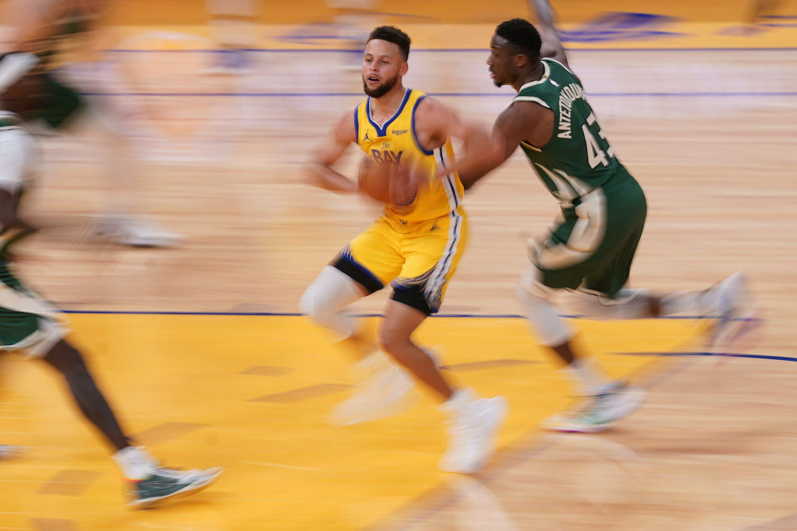 Warriors’ Steph Curry (rest) Out Vs. Bucks On Saturday…