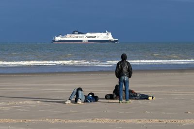 Four Die Trying To Cross Channel To UK In Freezing Cold