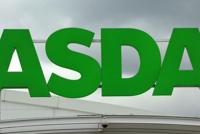 Asda introduces four-day working week trial as threatened strike postponed
