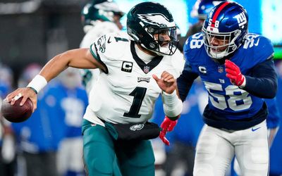 7 key offensive adjustments the Eagles have to make entering the playoffs