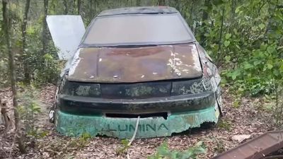 These Days Of Thunder NASCAR Movie Cars Found In The Woods Can't Be Saved