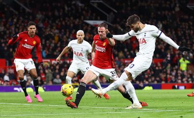 Manchester United v Tottenham LIVE: Premier League result and final score as Radu Dragusin makes Spurs debut