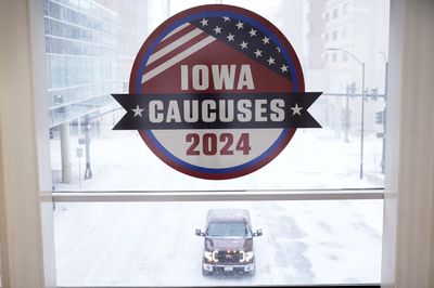 Brutal cold adds another layer to Republicans' final push in Iowa