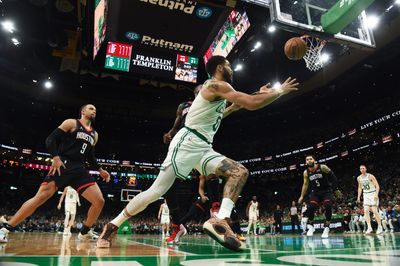 Boston Celtics improve to 19-0 at home with blowout win over Houston Rockets