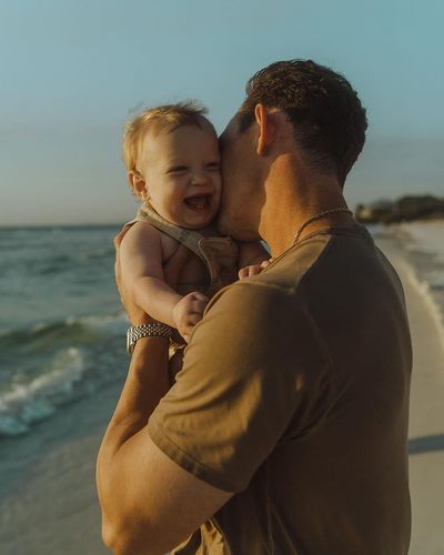 Capturing Precious Beach Moments: Love, Joy, and Family Bonds