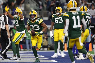 Packers take 7-0 lead over Cowboys on Aaron Jones TD