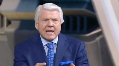 Cowboys’ Legend Jimmy Johnson Attempted to Rally Team With Rousing Speech During Fox Halftime Show