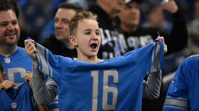 Lions Fans Troll Matthew Stafford in Playoff Return to Detroit With Proud Jared Goff Chants