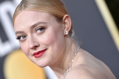 Our Prediction? Dakota Fanning's Living Room Wallpaper is Going to be One of the Big Trends of 2024