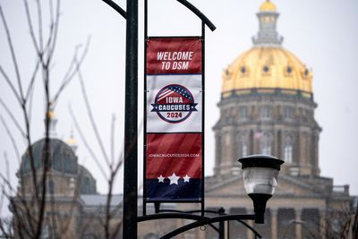 Iowa caucuses live updates: AP makes call for Trump win, with DeSantis in second