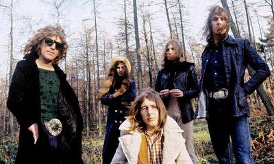 ‘Bowie’s teeth were bleeding’: Mott the Hoople on making All the Young Dudes with David
