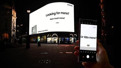 Samsung's new billboards are utterly illegible (unless you have a Galaxy S23 Ultra, that is)