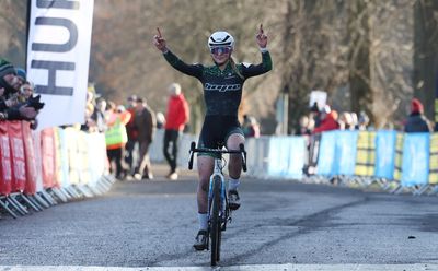 Cat Ferguson wins by nearly four minutes at British Cyclo-cross Championships
