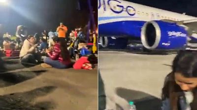 IndiGo passengers refused to board airline coach; sat on tarmac after landing at Mumbai airport
