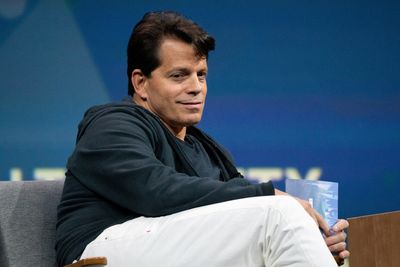 SkyBridge's Scaramucci Predicts Bitcoin Reaching 0K by 2025