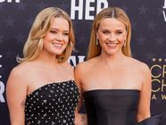 Reese Witherspoon Brings Her twin Daughter Ava 