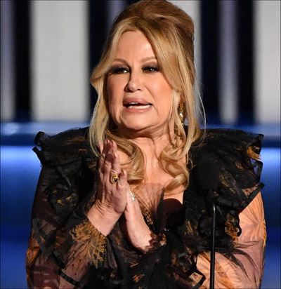 Jennifer Coolidge Thanks "All the Evil Gays" in Iconic Emmys Acceptance Speech