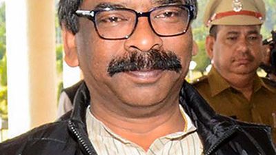 Jharkhand CM Hemant Soren asks ED to record his statement in land case in his office