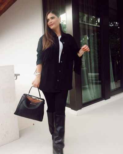 Chiquinquirá Delgado: A Stylish and Happy Start to the Week