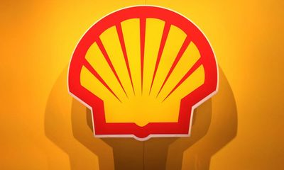 Shell faces shareholder rebellion over climate activist resolution