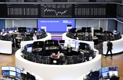 European shares decline as traders lower rate cut expectations