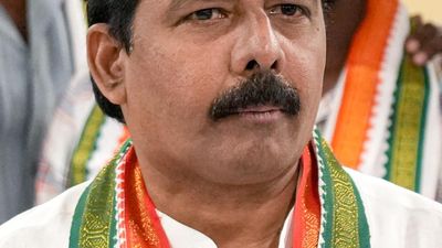 APCC president Gidugu Rudra Raju resigns paving way for Sharmila’s takeover of party reins in Andhra Pradesh