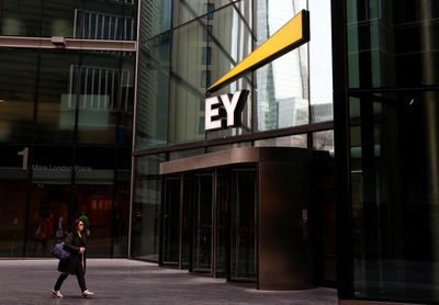 EY CEO Baldwin Asserts Rationale for Breakup at Davos