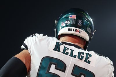 Report: Jason Kelce told teammates that he’s retiring from the NFL
