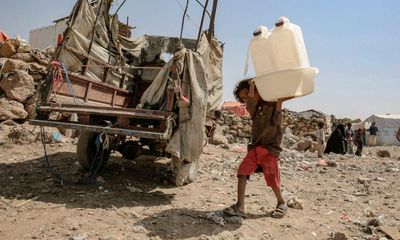 US-UK airstrikes force aid agencies to suspend operations in Yemen