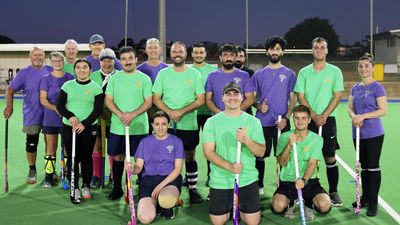 Yezidi refugees have a field day picking up hockey