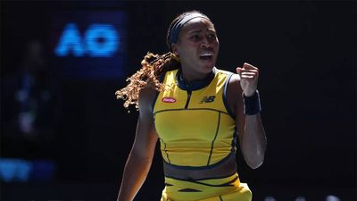 Coco Gauff advances to Australian Open third round with convincing victory