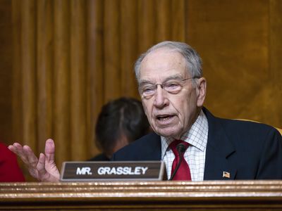 Iowa Sen. Chuck Grassley, oldest member of Senate, hospitalized with infection