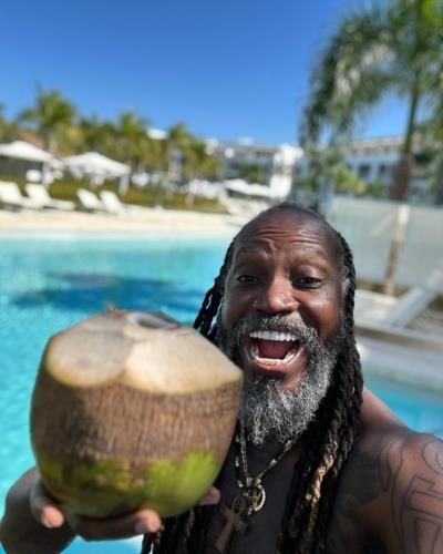 Chris Gayle Relishes Caribbean Vibes with a Fresh Coconut Delight