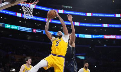 Lakers player grades: L.A. leaves the Mavericks in the dust