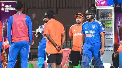 Super-Over Rules Explained: What happens if second Super Over also ends in a tie, who is allowed to bat or bowl and who not?