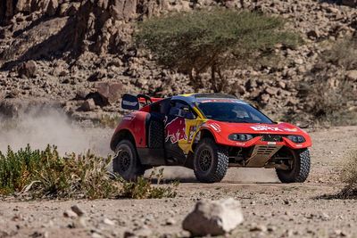 Loeb's Dakar victory hopes end with mechanical issues on Stage 11