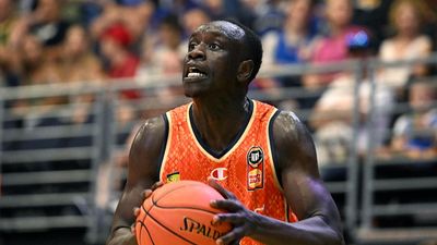 Brave Snakes strike late to replace Hawks in NBL six