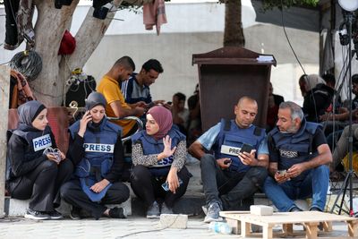 Israeli arrests of Palestinian journalists soared in 2023: CPJ