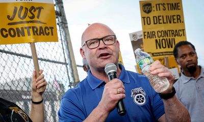 ‘A slap in the face’: progressive anger as Teamsters union chief meets Trump