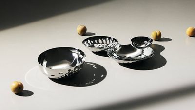 Zaha Hadid Design serves up sophisticated new tableware