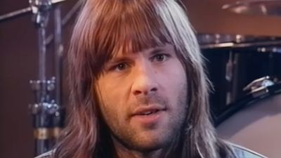 “It’s a big, festering, open sewer – it’s nothing to do with music”: Watch Iron Maiden’s Bruce Dickinson eviscerate hair metal in a 1990 interview