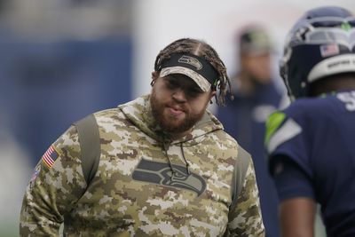 Browns interviewing Seahawks offensive line coach for OC position