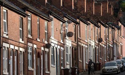Areas of England with poorest health have higher rates of poverty, report finds