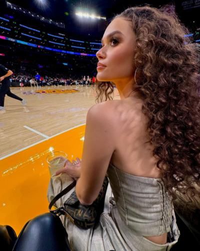 Courtside Elegance: Madison Pettis Masters Fashion Finesse with Charisma