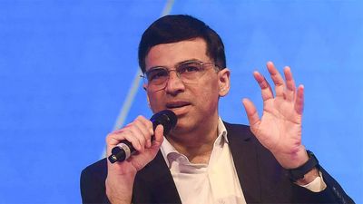 Viswanathan Anand exhorts young GM crop to overhaul his best rating