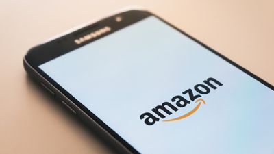 Amazon tests a new AI assistant to answer your questions while you shop